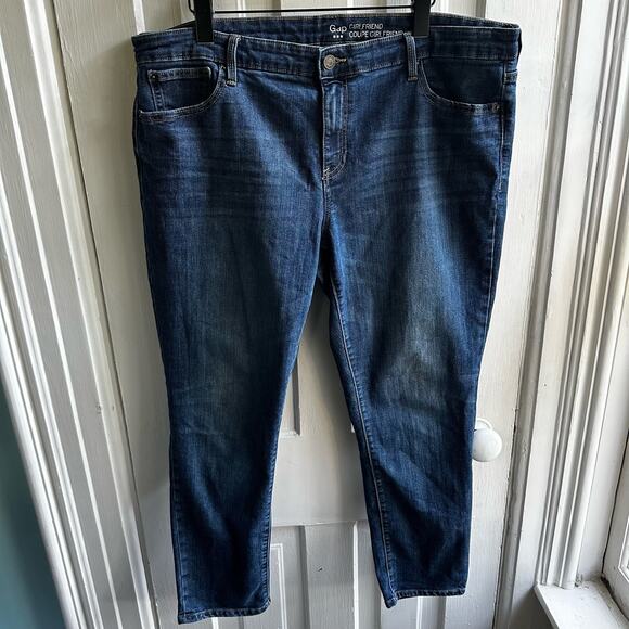 GAP Girlfriend Jeans Dark Indigo - Picture 2 of 9